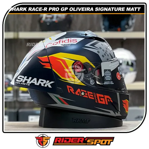 SHARK RACE R Pro GP Oliveira Signature Matt