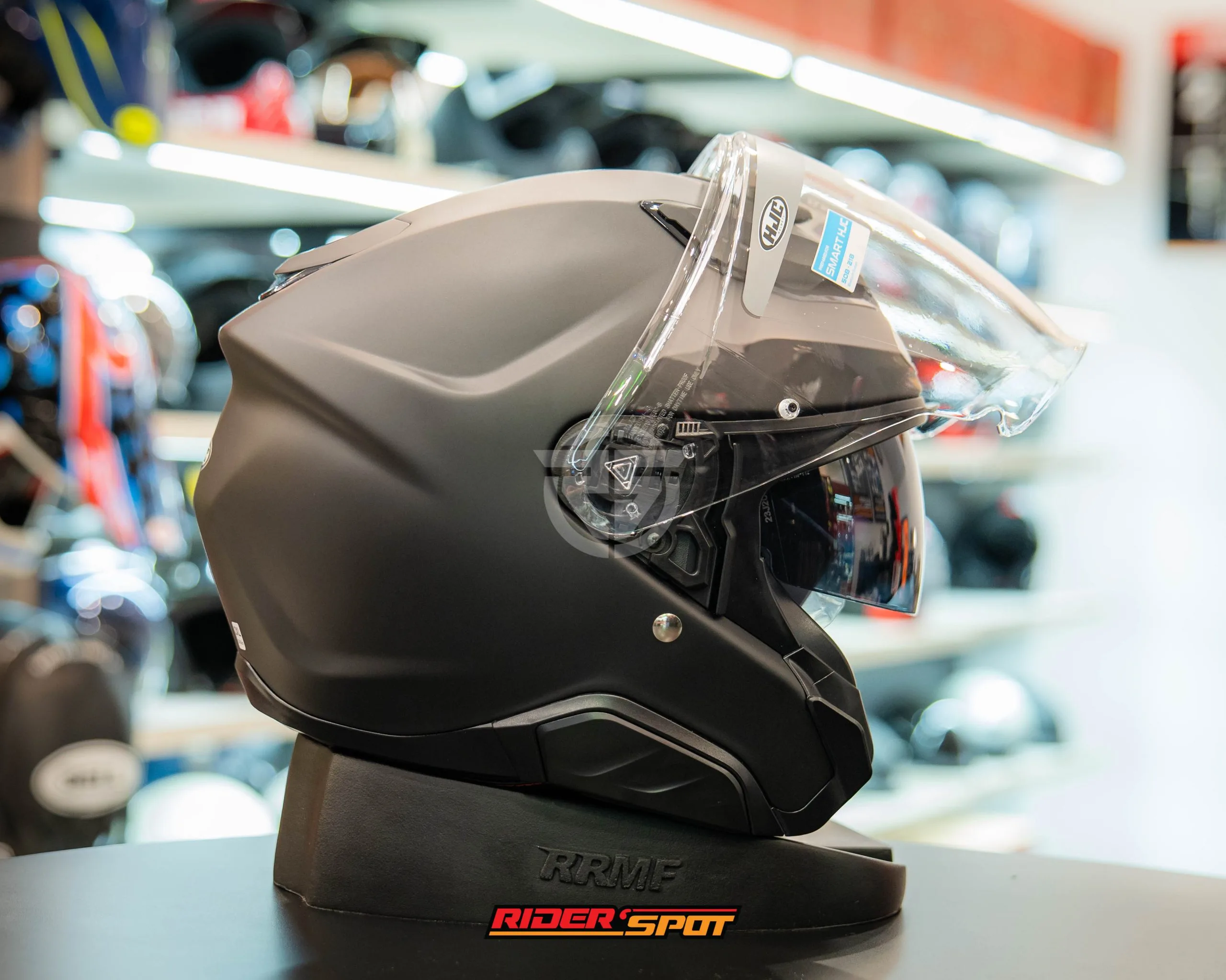 HJC F31 Semi Flat Black Helmet