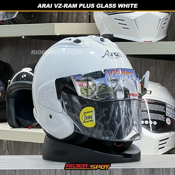 ARAI VZ-RAM Plus Glass White Helmet – Riderspot