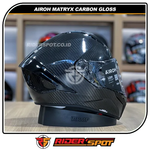 AIROH Matryx Carbon Gloss Helmet
