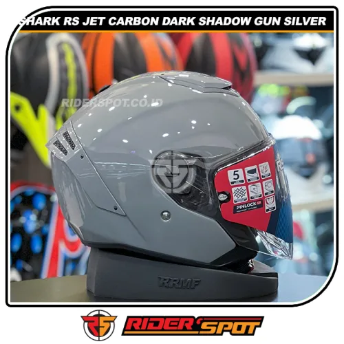 SHARK RS JET Carbon Dark Shadow Gun Silver Helmet